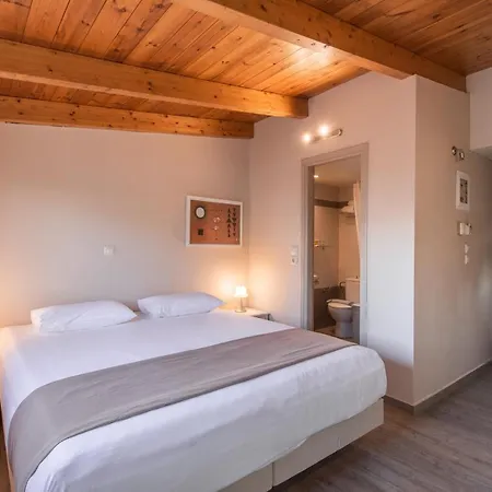 Ξενοδοχείο Yria