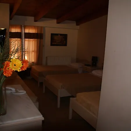 Yria Ξενοδοχείο 2*