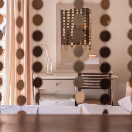 Ξενοδοχείο Yria