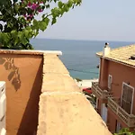 Hotel Yria