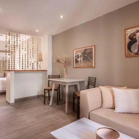 Hotel Yria 2*